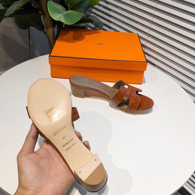 Hermes Slippers